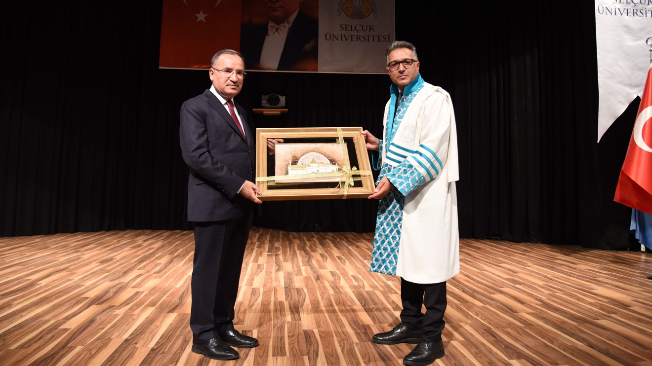 Selçuk Üniversitesi 2022-2023 Akademik Yıl Açılış Töreni’ni gerçekleştirdi 